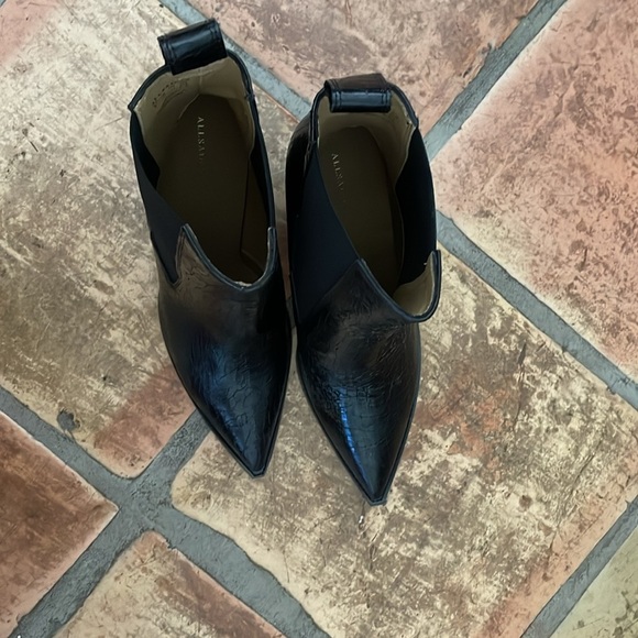 New ALLSAINTS Ria Black Size 11 Leather Croc Embossed Ankle Boots MSRP$379 - Picture 6 of 12